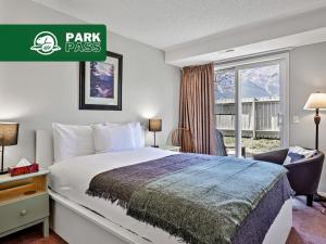 The Norquay, Pet-Friendly 2 Bed with Mtn View