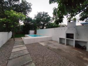 Casa Mango amplia con alberca y cerca de la Media Luna !!!