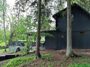 Mošķu Pirts meža māja