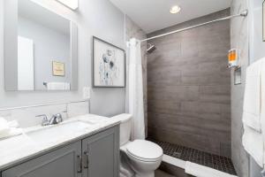 The Palms at Middle River Terrace 1