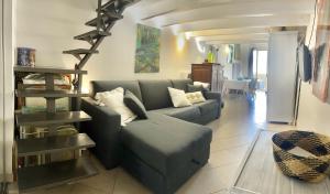 Près du Vieux port Studio terrasse vue dégagée église de Saint Jean