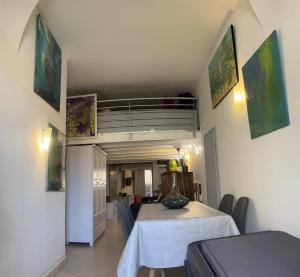 Près du Vieux port Studio terrasse vue dégagée église de Saint Jean - 3hvězdičkové hotely ve městě Bastia