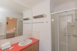 Dauphine 3 23 Townsend Street