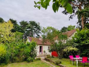 Charmante maison avec jardin en face du parc, proche commerces et attractions touristiques - FR-1-489-333