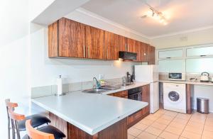 Mouille Point Mountain View 2 Bedroom