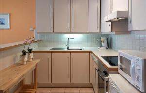 Beautiful Apartment In Oostende