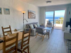 Casa Aita - refurbished apartment with unparalleled sea view