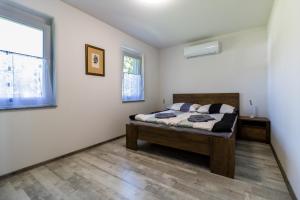 Kővágó Vendégház Nagyfoki holtág