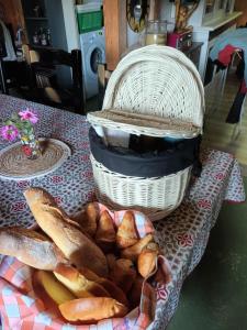 Sejours chez l'habitant Git'an Perigord Roulotte bella : photos des chambres