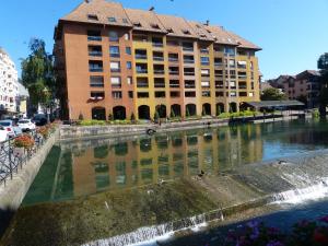 Annecy centre-ville avec garage et loggia