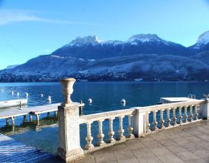 Appartements Les Libellules acces direct au lac, 7 apts du studio au 4 ch, LLA Selections by LocationlacAnnecy : photos des chambres