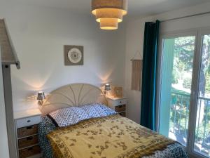 Appartements Port Bandol T3 dans residence calme Parking prive : photos des chambres