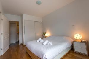 Appartements Les Libellules acces direct au lac, 7 apts du studio au 4 ch, LLA Selections by LocationlacAnnecy : photos des chambres