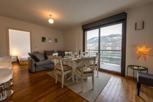 Appartements Les Libellules acces direct au lac, 7 apts du studio au 4 ch, LLA Selections by LocationlacAnnecy : photos des chambres