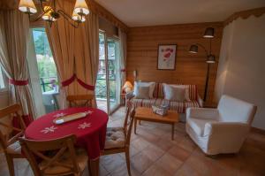 Appartements La Baie des Voiles, FEET IN THE CRYSTAL WATERS, 9 Apts from studio to Duplex by LLA SELECTIONS : photos des chambres