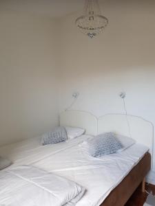 Vare 4 vandrarhem AB