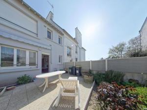 Appartements Studio renove proche plages et bourg - Port-Louis, 2 pers., RDC, Wi-Fi, jardin commun - FR-1-349-108 : photos des chambres
