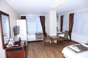 Superior Quadruple Room room in Çamlıca Tower Hotel