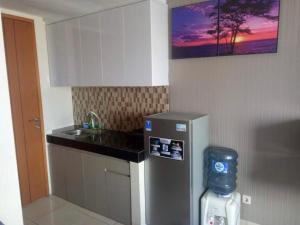 RedLiving Apartemen Margonda Residence 5 - Ens Room with Netflix and Breakfast