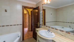 Casa Casana Almáchar by Ruralidays