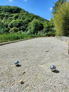 Maisons de vacances Les Pieds dans l'eau, Gite la Source : photos des chambres