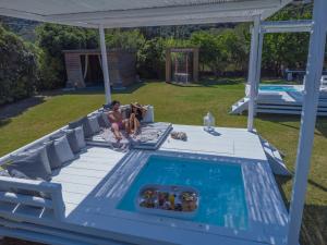 Ow Andros Luxury Suites