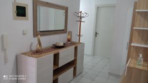 Elea House