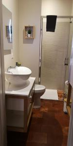 B&B / Chambres d'hotes Le Mimosa : Chambre Double avec Salle de Bains Privative