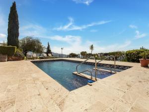 Villa in Granada with Sea Views & Pool
