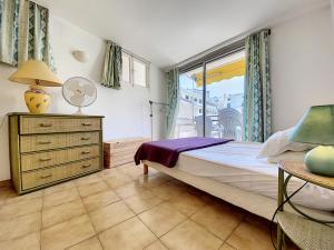 PALAIS ROUAZE SOM2151