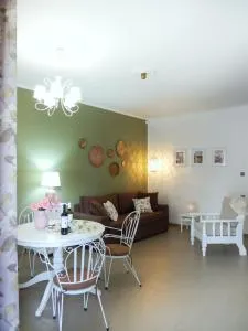 Portico Cozy Home - Pigadhisánoi