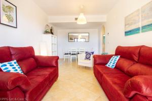 (HEN001) Stunning Garden Apartment