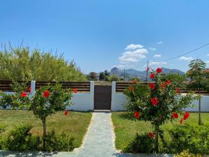 Luxury 3BR Sunrise Villa , Seaside Gyrismata