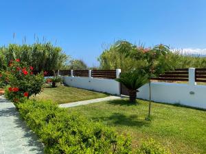 Luxury 3BR Sunrise Villa , Seaside Gyrismata