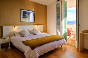 Hotels Hotel Du Golfe : Suite - Vue sur Mer