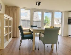 Bungalow 74 op Recreatiepark De Wielen