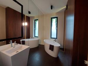 Chodkiewicza modern apartment 150 m2