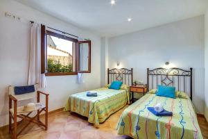 Ibiza 4 bedroom villa, Calan Blanes