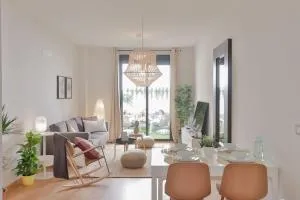 C88 - Deluxe Apartment Downtown with Pool and Parking - Málaga