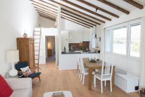 Flat La Riva 111 with pool-Lenzerheide