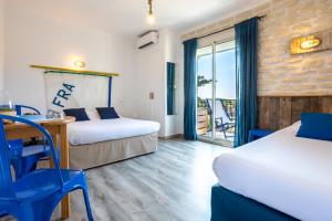 Hotels Hotel Almanarre Plage - Hotel Eco-Responsable face a la mer : photos des chambres