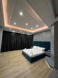 Skyhill Rooms and Suites