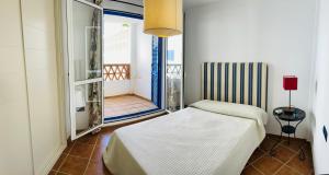 Apartamento de 3 dormitorios a 60 m de la playa en la Isleta, Cabo de Gata