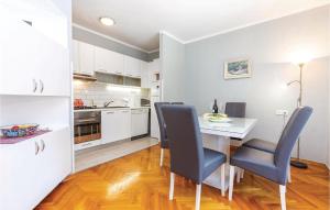 3 Bedroom Gorgeous Home In Jadranovo 