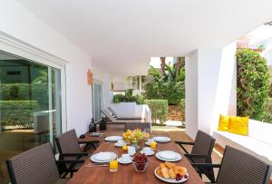 Family apartment with garden- Los Monteros Palm Beach