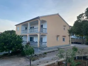 Kraljević Apartments - Vrh