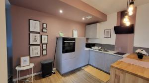 Appartements Escapade a Lourdes dans beau T2 avec terrasse - Proche Gare et Centre ville : photos des chambres