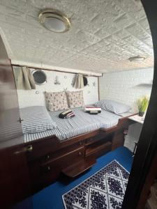 Boat & Breakfast Alicudi img21