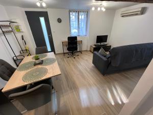 Appartements Tres joli Loft de 40 m2 idealement situe : photos des chambres