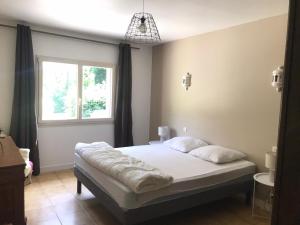 Maisons de vacances Logement de charme calme assure : photos des chambres